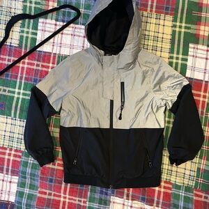 Primark Boys’ Reflective Hooded Windbreaker Jacket, Size 8-9 Years, Black & Gray
